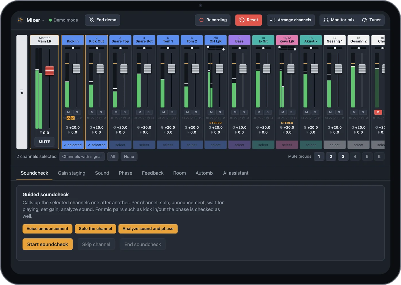 Bandimo on an iPad: mixer with channel strips, levels and soundcheck